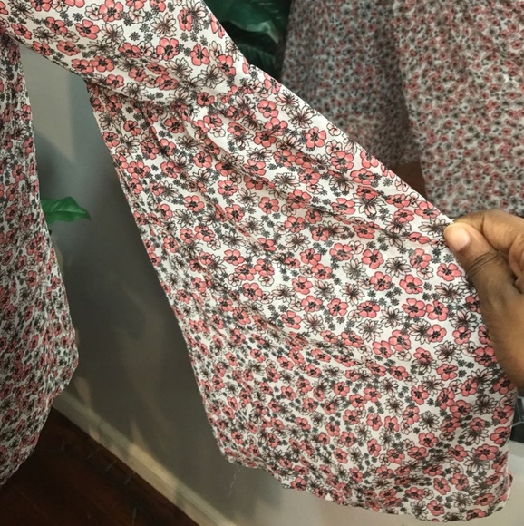 Torrid Floral Print Chiffon Lace Up bell sleev Top - Picture 8 of 8